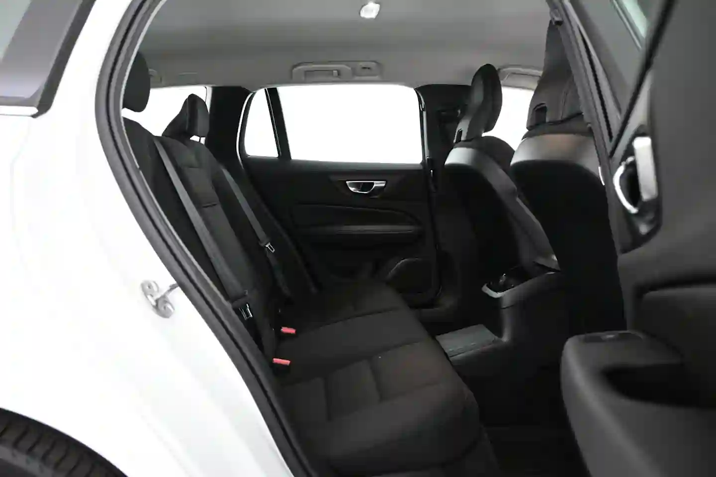 Car Image - 6VRaOVb1rwmZehA7YanZjI