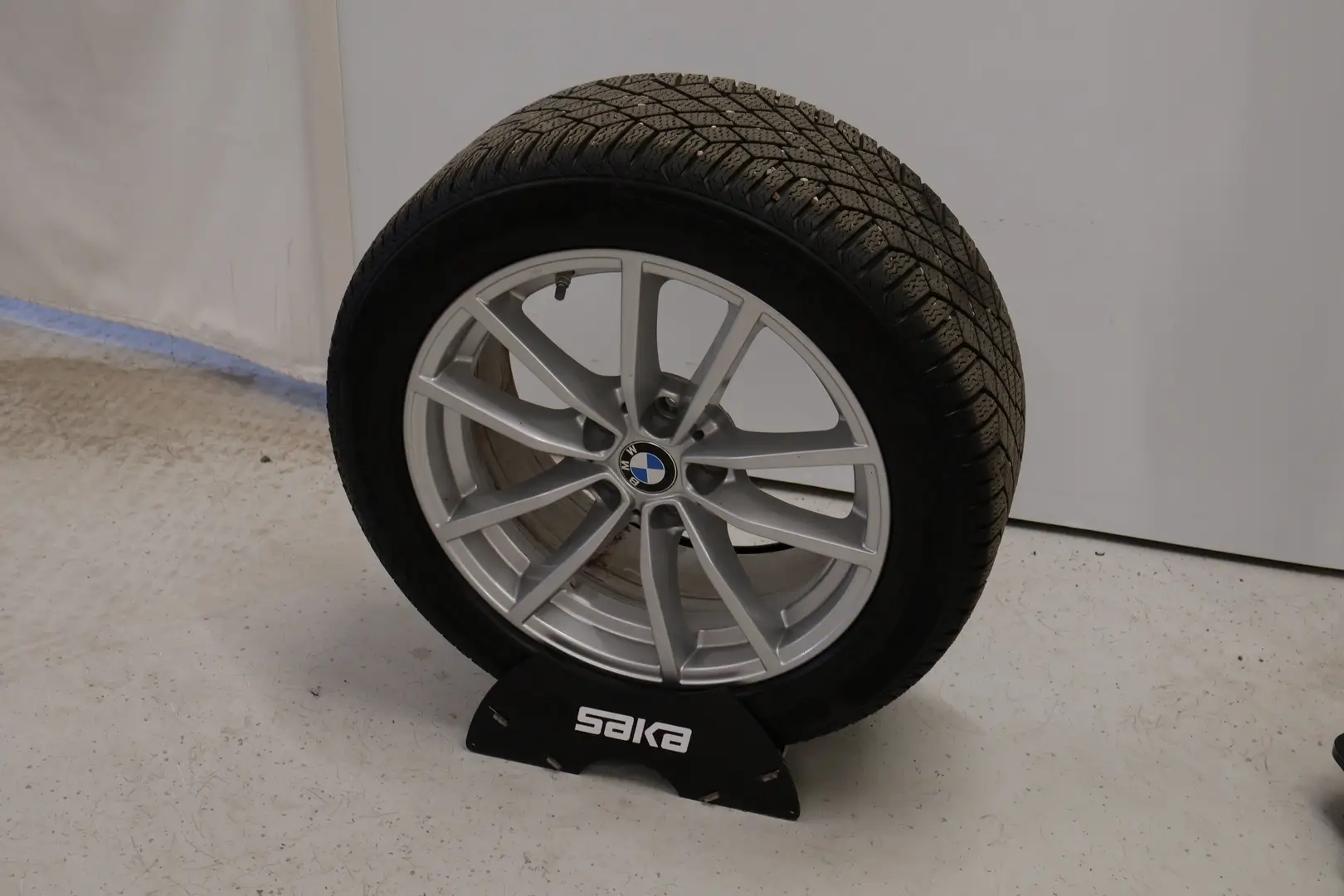 Car Image - 5c42CAoBa8lWlVfhPDl3wY