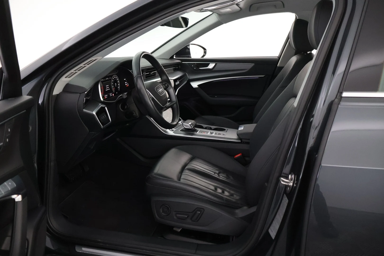 Car Image - 1qc3AlF4hs3u1DAIb2gHmi