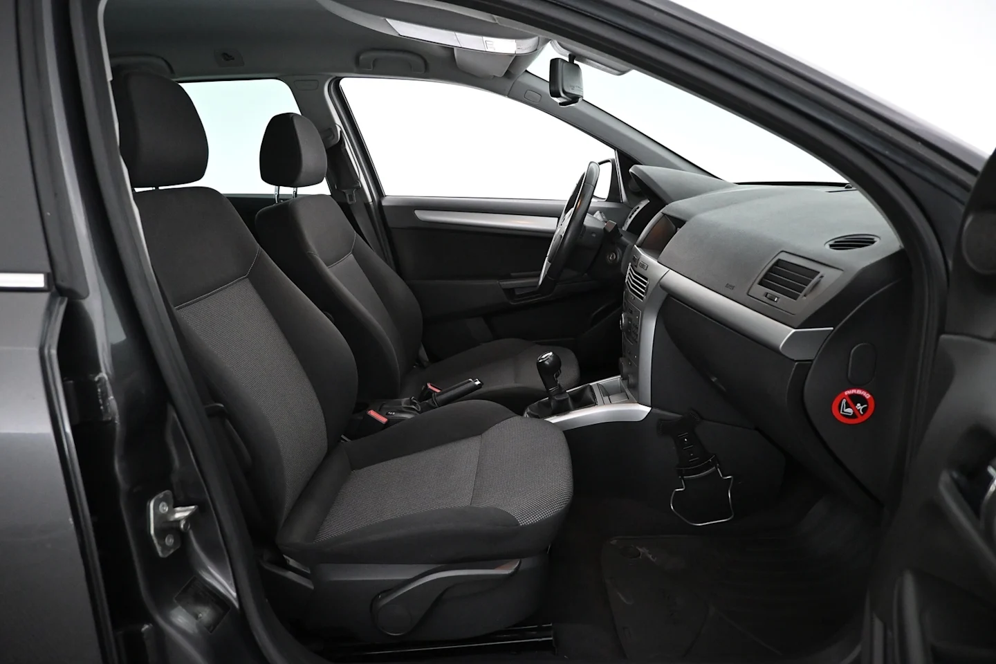 Car Image - 4DIHXRmKdXwT7VFAtHdJVA