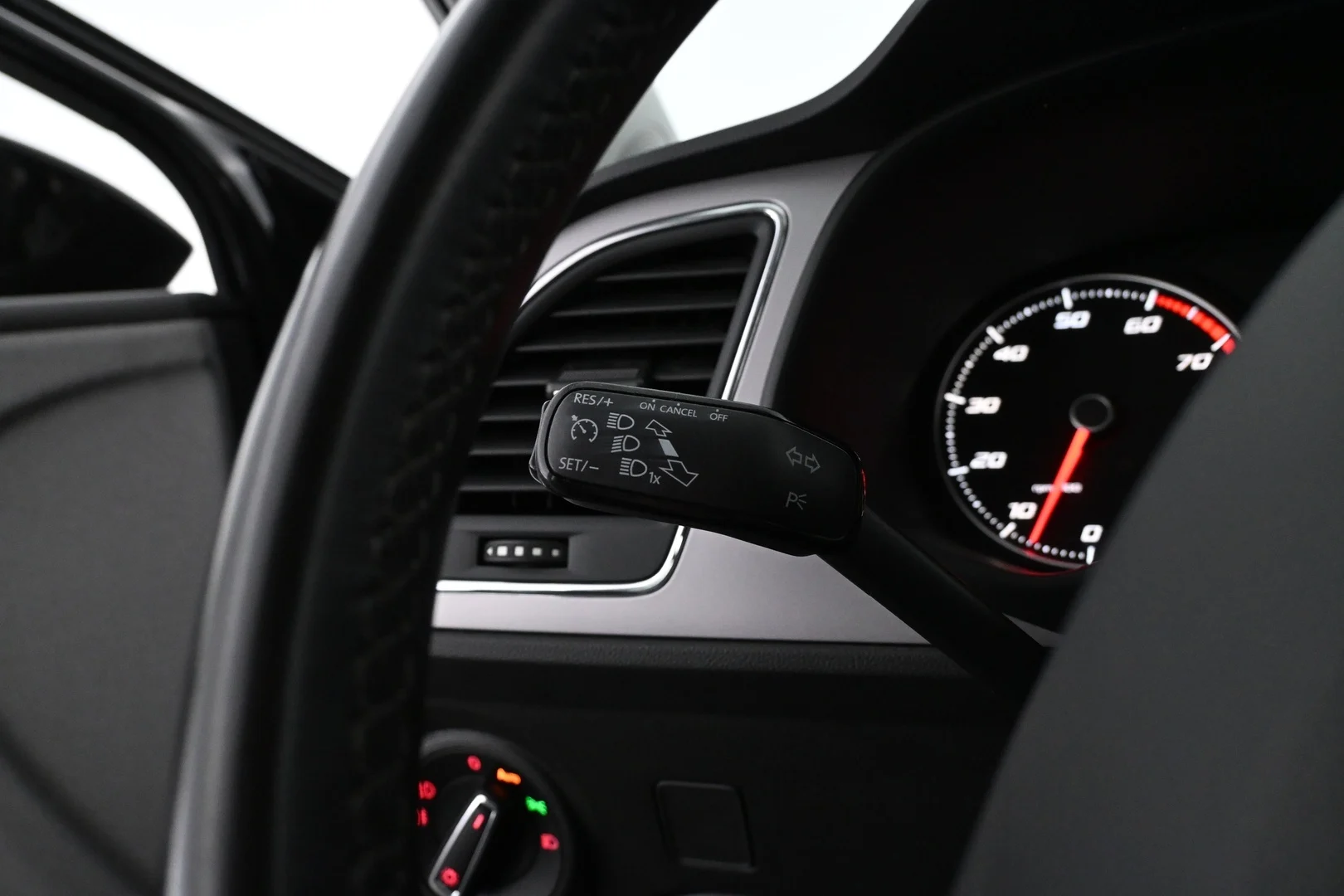 Car Image - 7LnegidQWvYn8zQpXoptpn