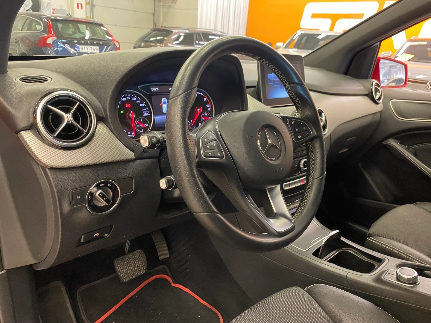 Car Image - 6qQjhx7ok5xVAnmonClfoC