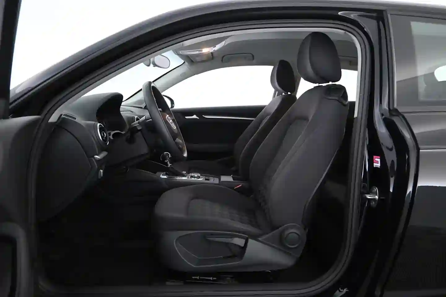 Car Image - 6AD40lnw8H6U9TVC0JtveU
