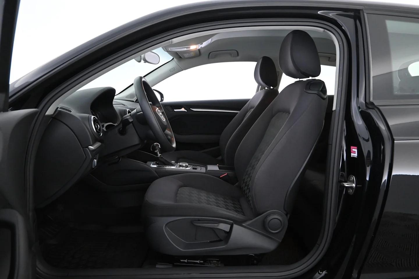 Car Image - 6AD40lnw8H6U9TVC0JtveU