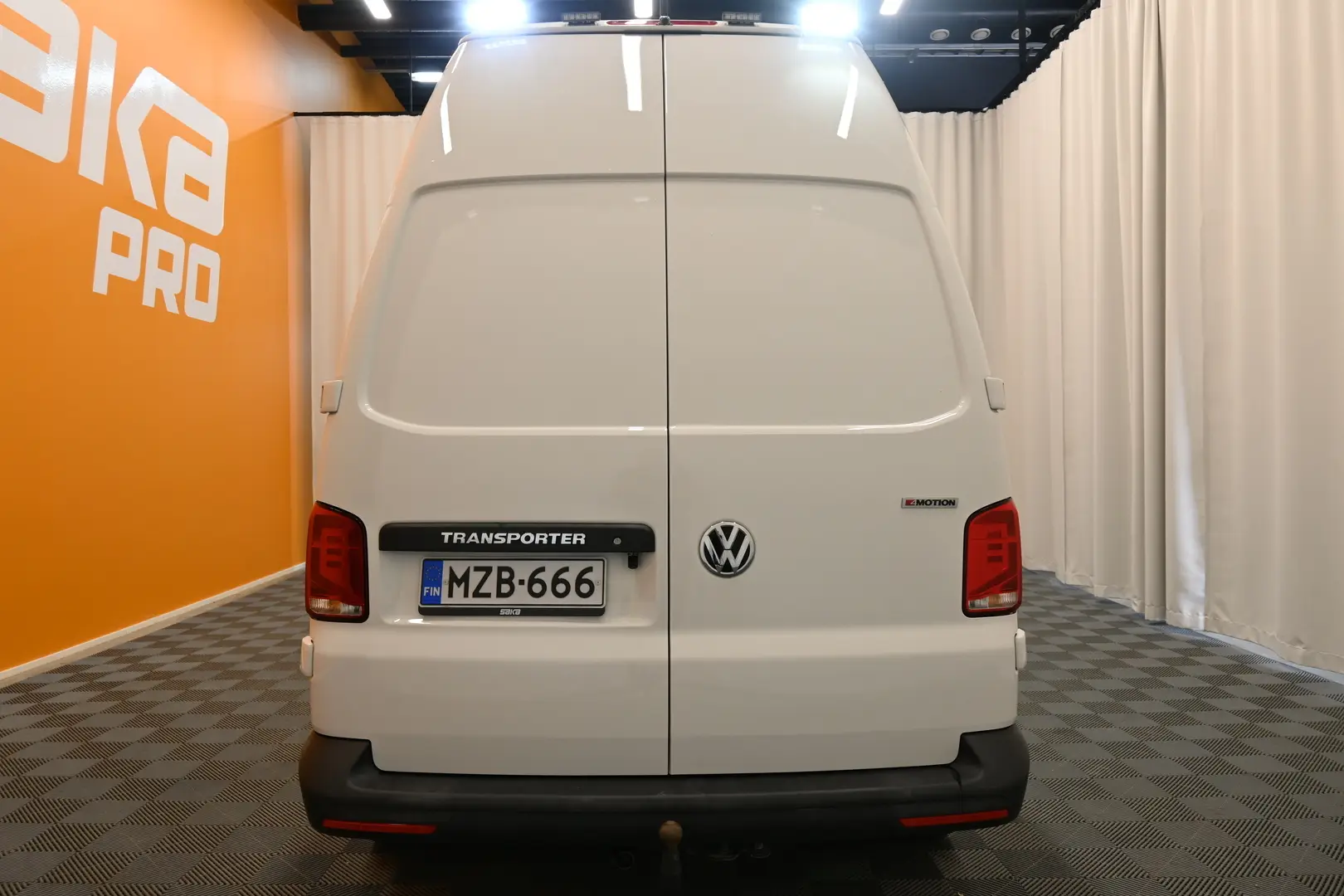 Car Image - 4hGbt8yN8qw8p2hJeqCsLy