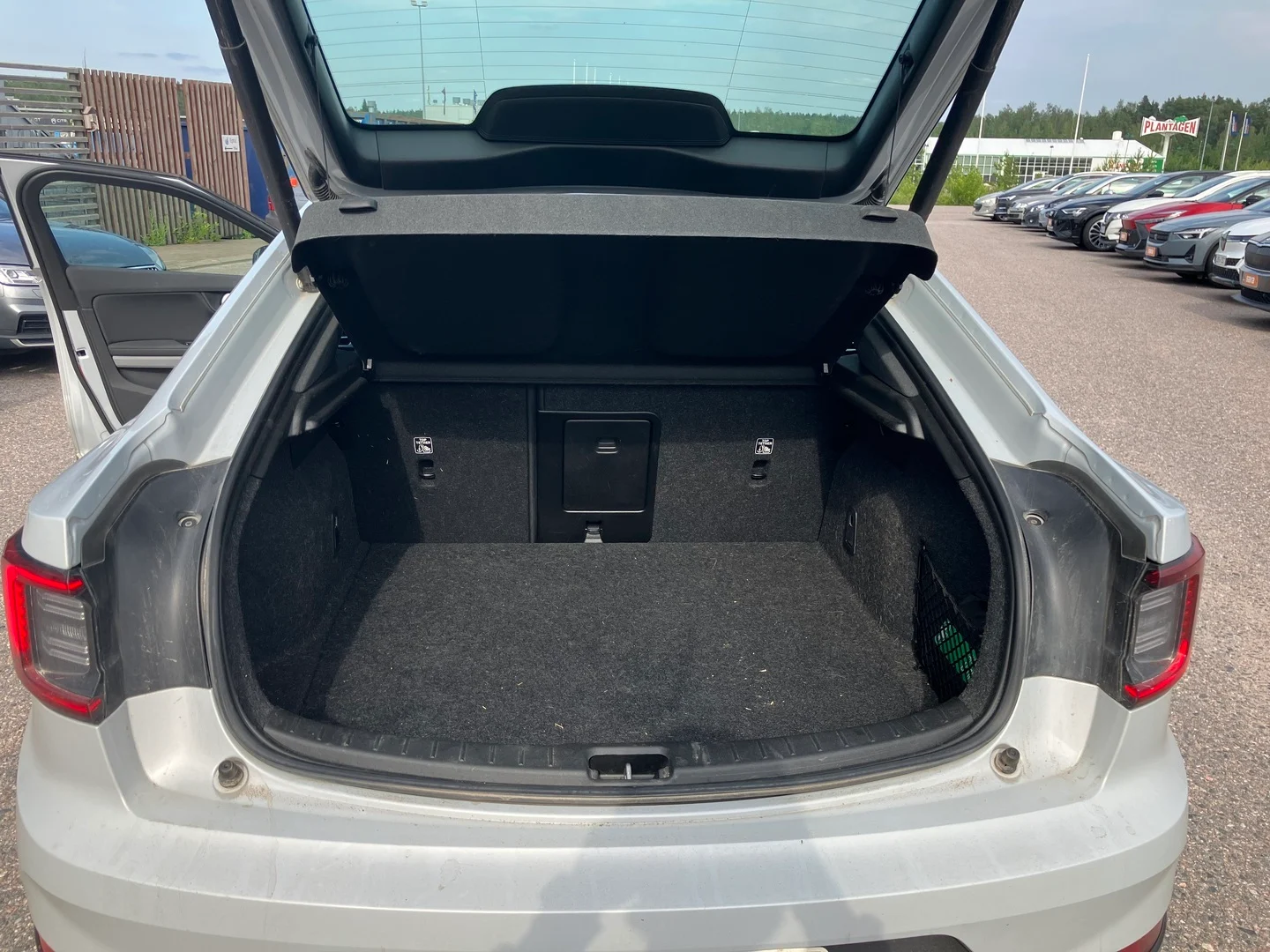 Car Image - 1k4b8lMAqxXCgVq9MVBaWq