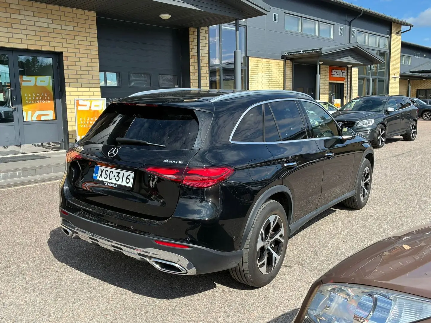 Car Image - XB5803OB68LWAvmxc8g6A