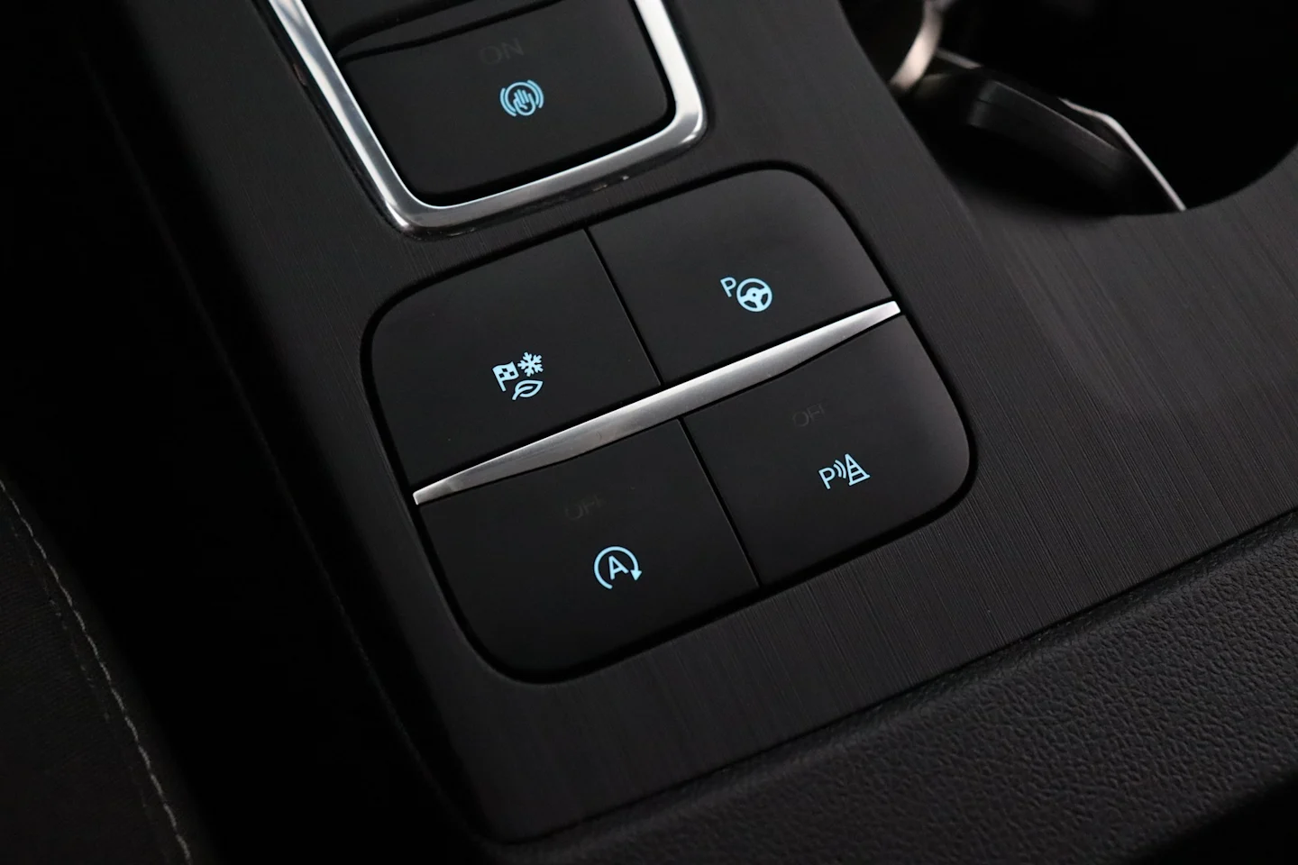 Car Image - 3UZW9x0oXJVZ0WDU7rsWmv