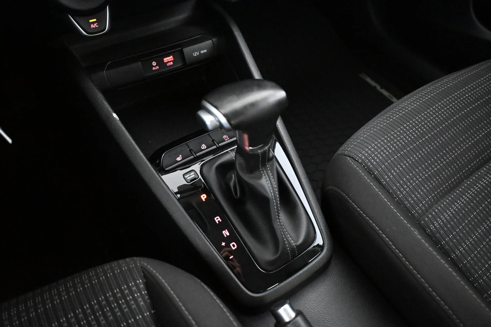 Car Image - 5UViM1MVd7vg4Y8f9I2Ezv