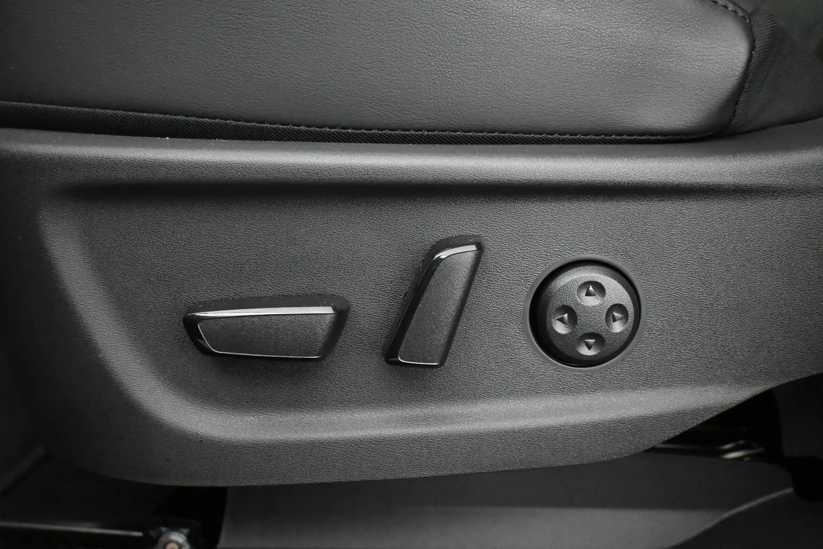 Car Image - NHL5we6hzPPoATdZrLJtZ