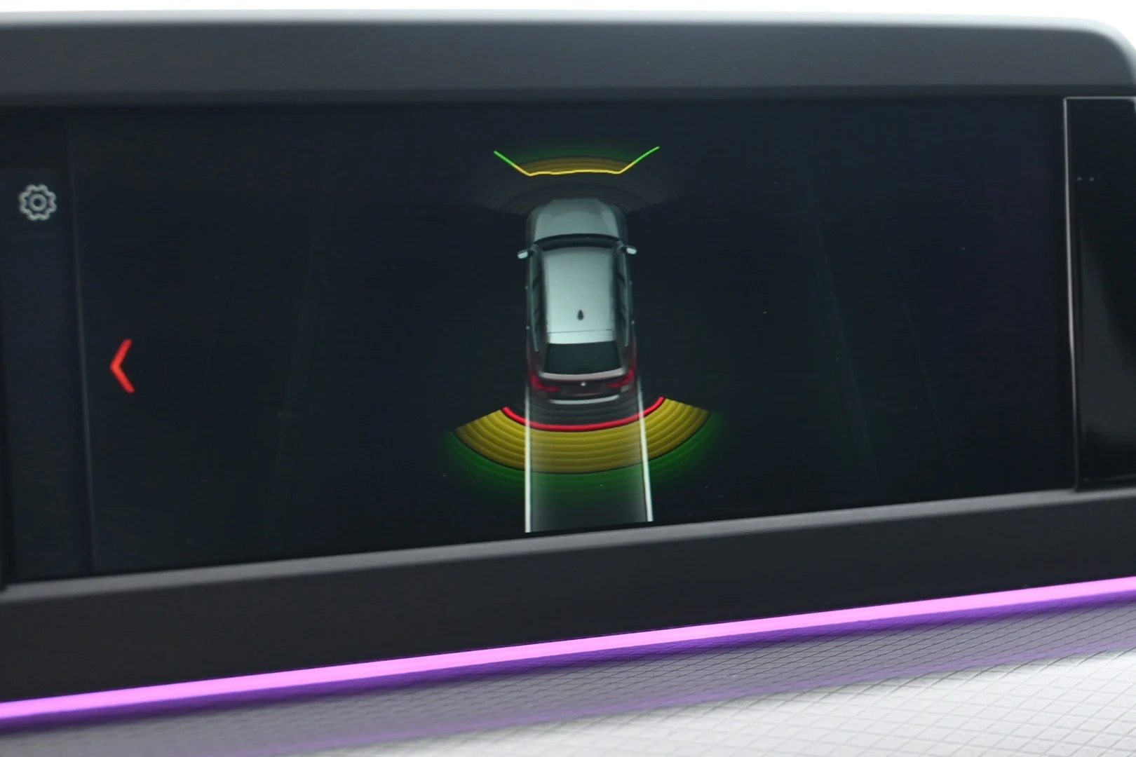 Car Image - 4N8UIuTFQiMgfUQWyE8DDJ