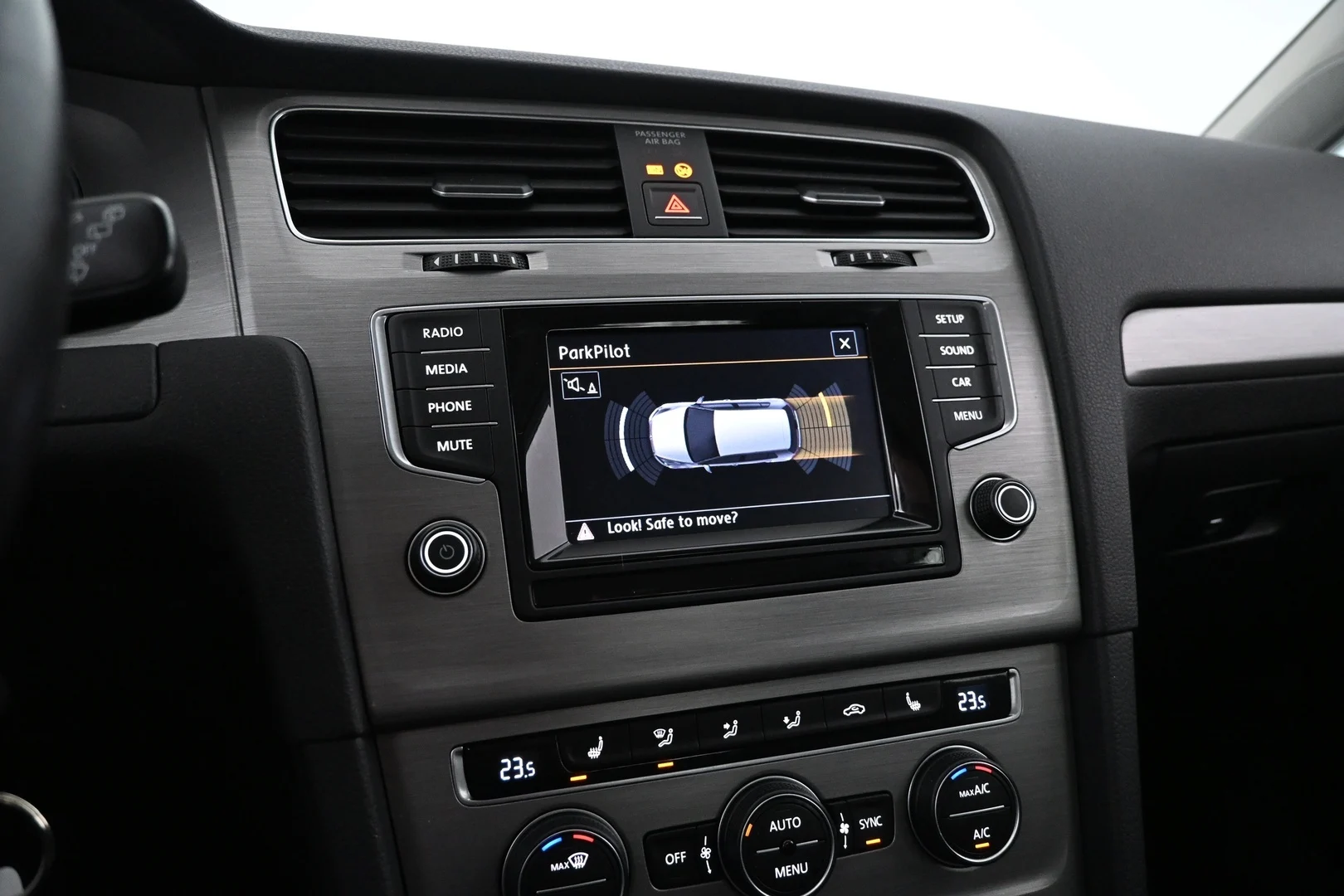 Car Image - 5cV9Lt43UBmtHHnFD3xBMU