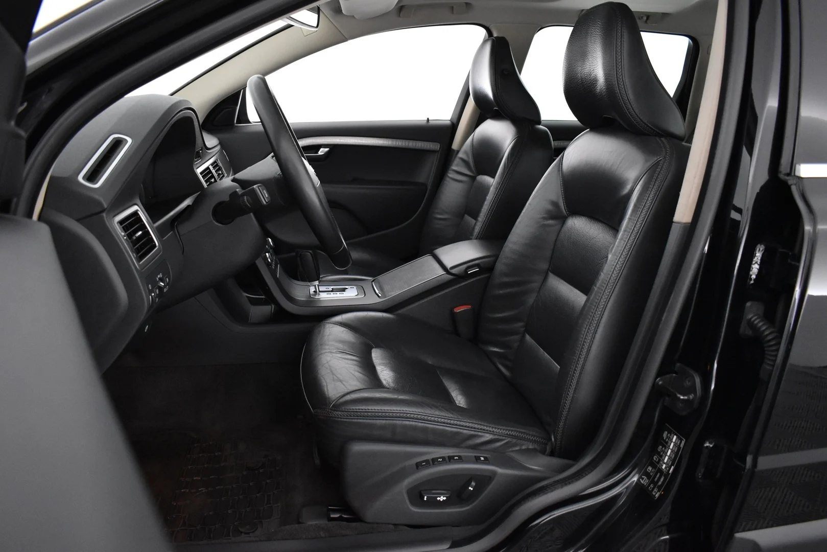 Car Image - 5dgx4WLvIRIODx2zoIS5nF