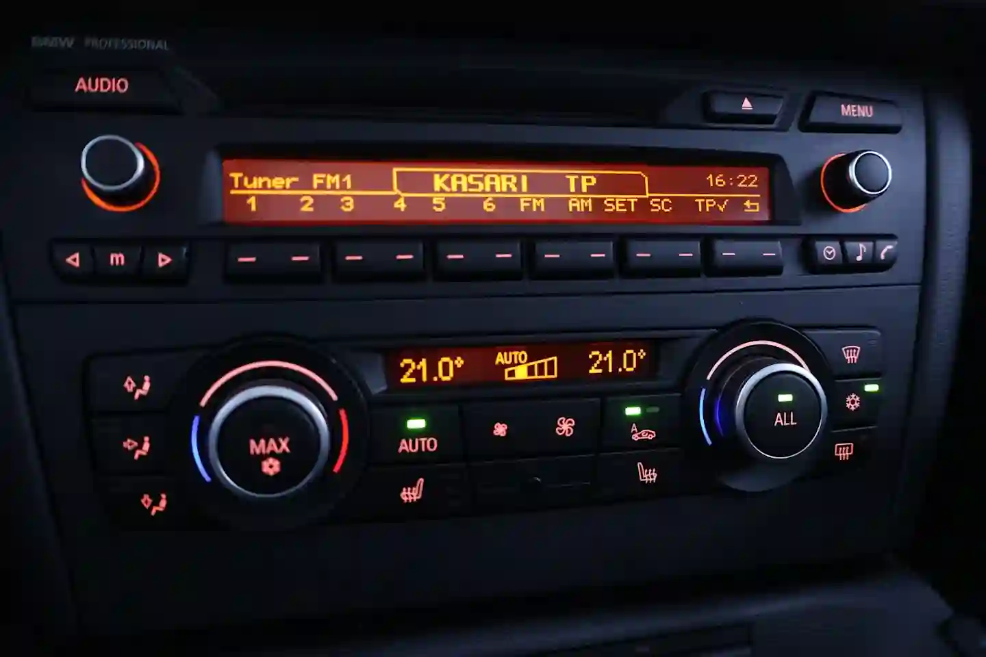 Car Image - 1xCG60pM0H2XI4LnMPjCCu