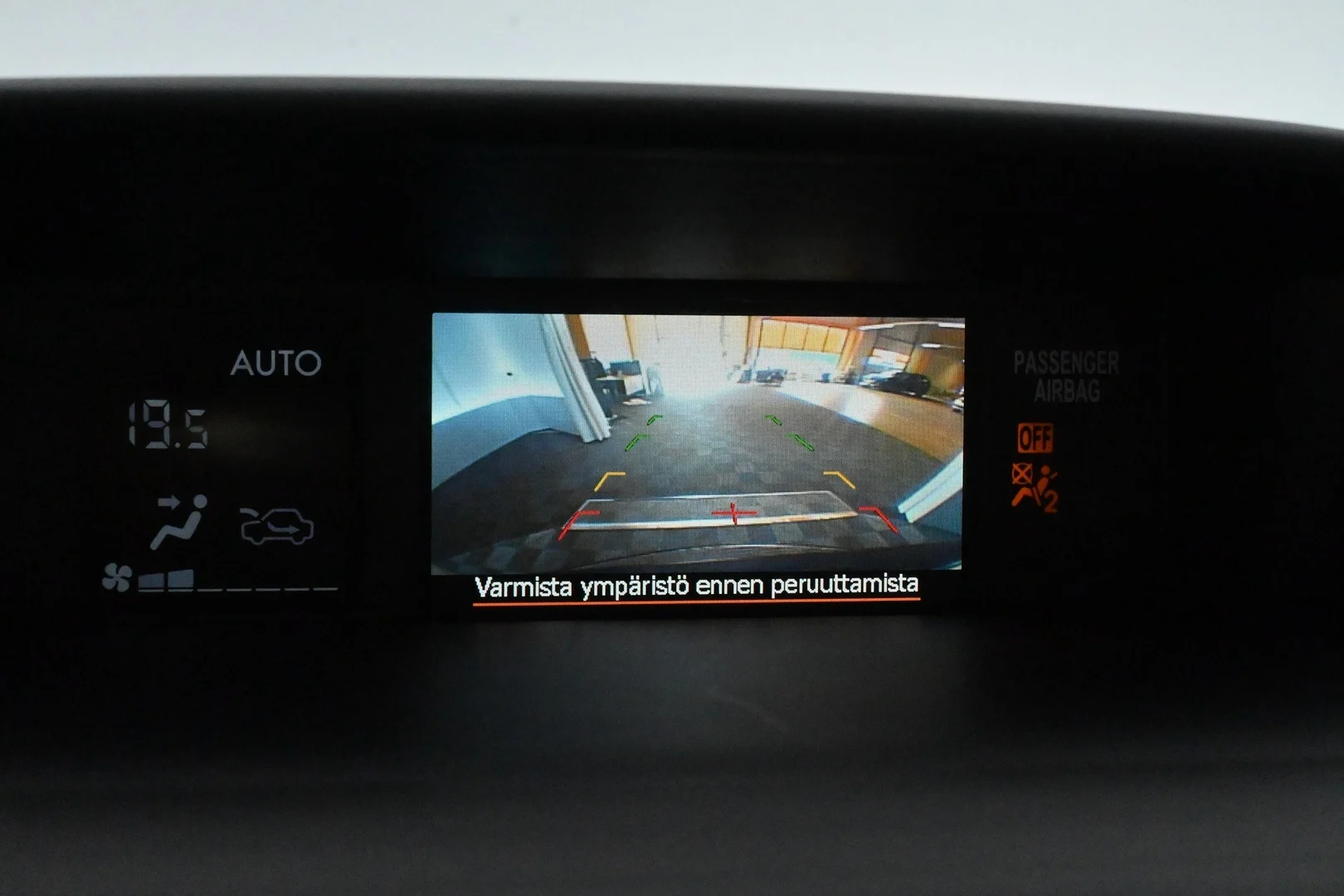 Car Image - 3mMNbNIkEmLkn3e73wf6Kr