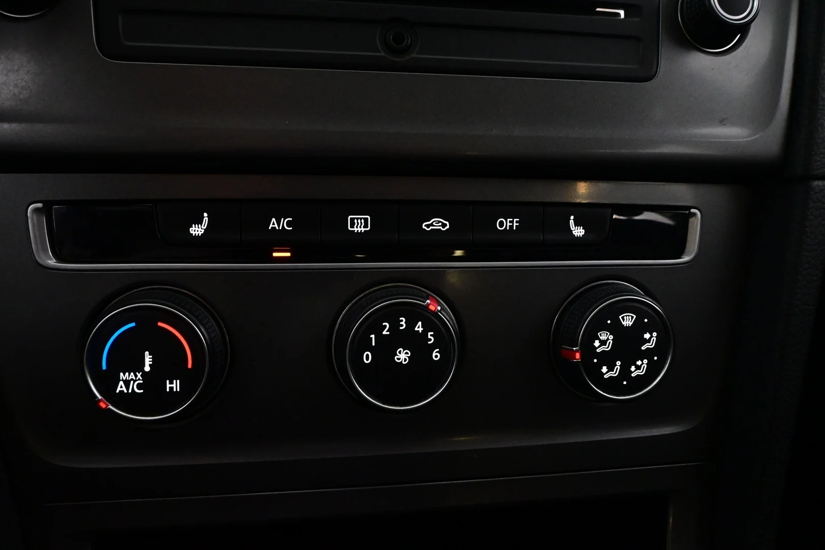 Car Image - 4GQH2LuB9dNzhQ1Fj5JPRX