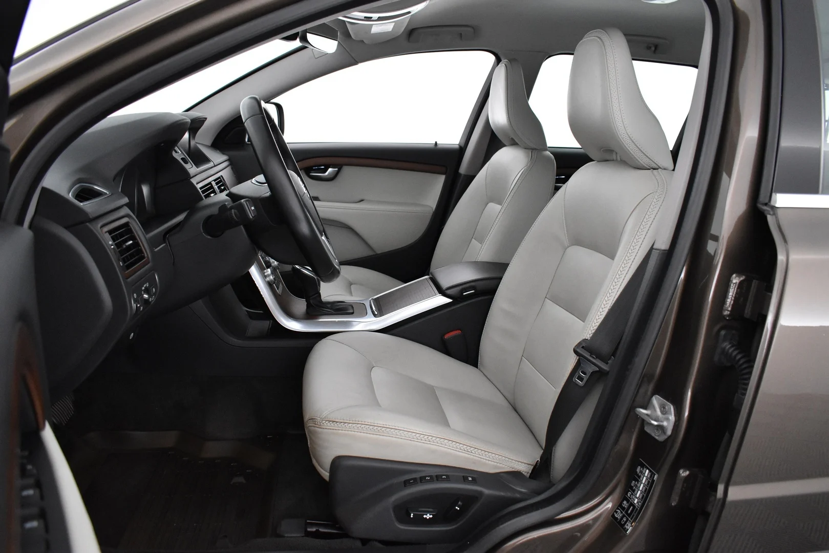 Car Image - 3HErp3dA7ZDw0HaesK3WQQ