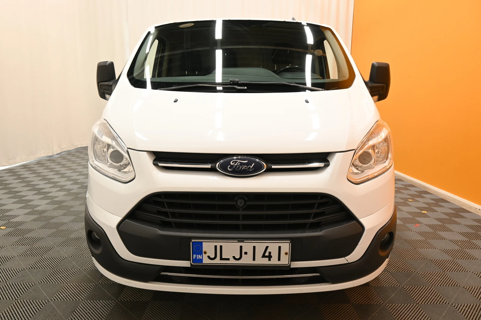 Car Image - 6PjcfuR6LS7WgExzchcFUE