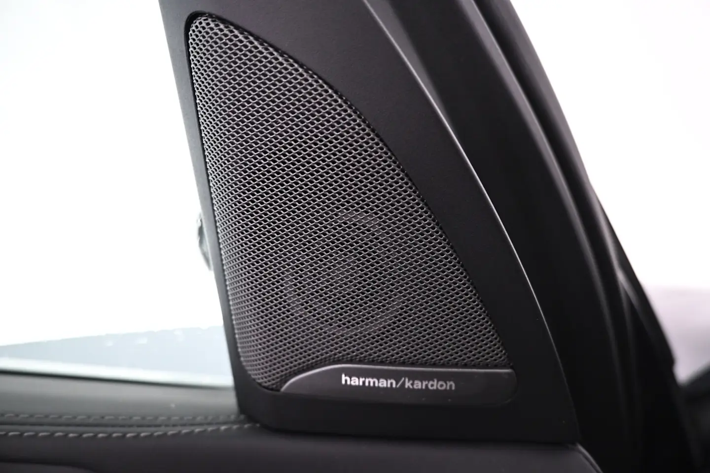 Car Image - 3V4n9qpLNR0aiH8ULeAHRT