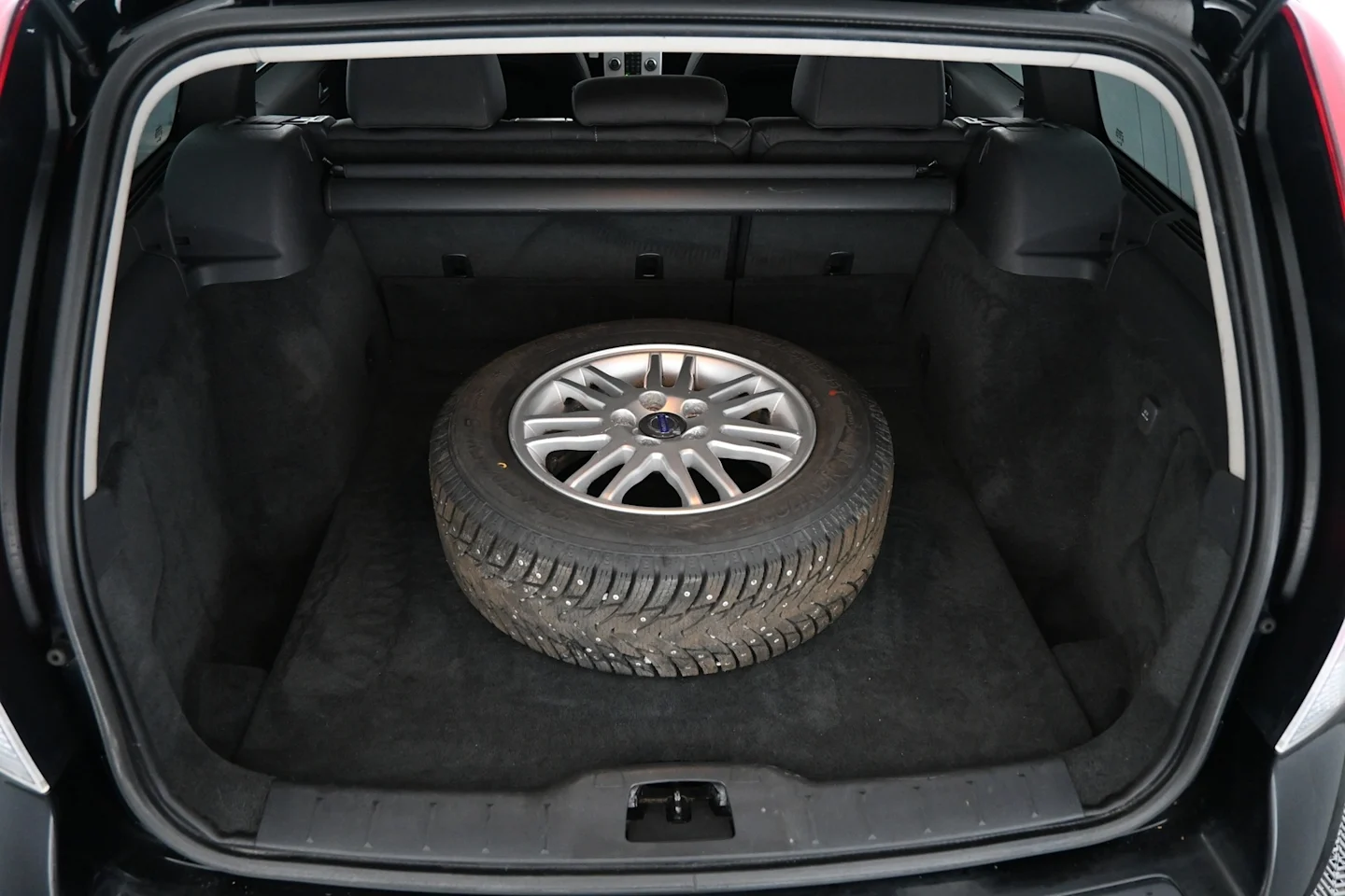 Car Image - 5P8oCN2HwW86aLy512JRRh