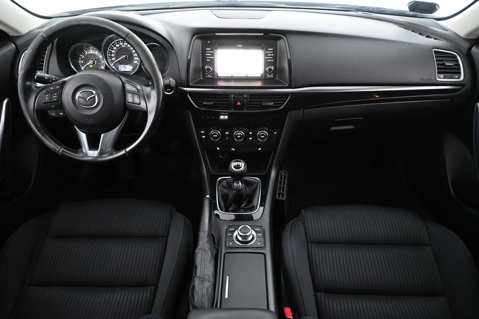 Car Image - 52M395OBYGDSlN1hA2drIx
