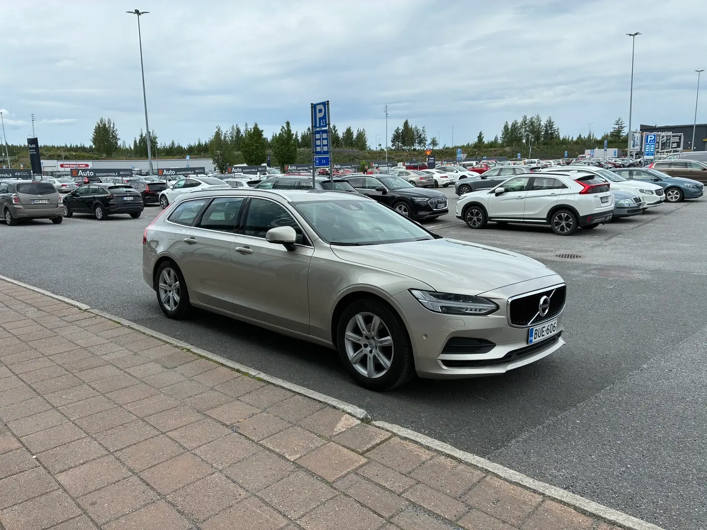 Car Image - 5JJy5QhRjcXhwAJnW1xtMB