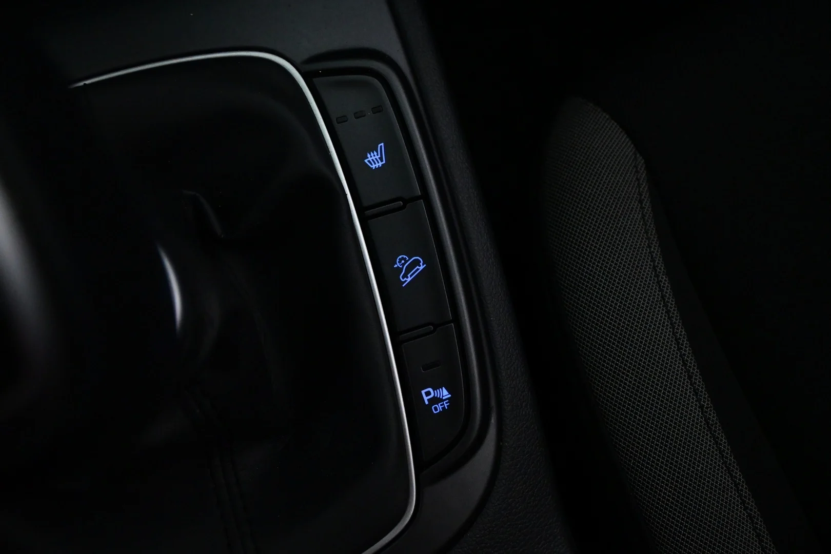 Car Image - 718vc4QVrPQCN7wzQJEz9y