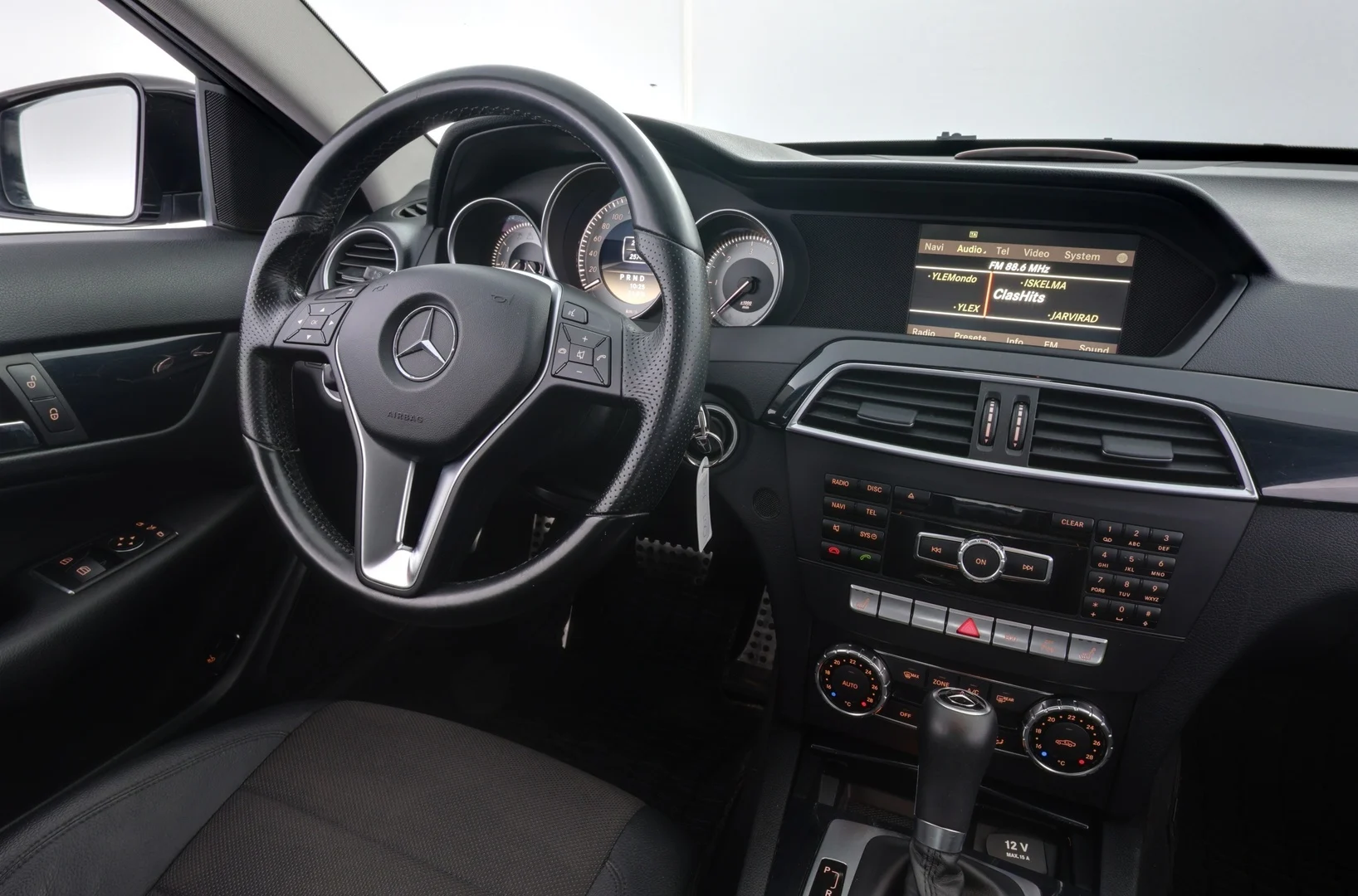 Car Image - 3wYQZvB7hZPke6JJBI3slC