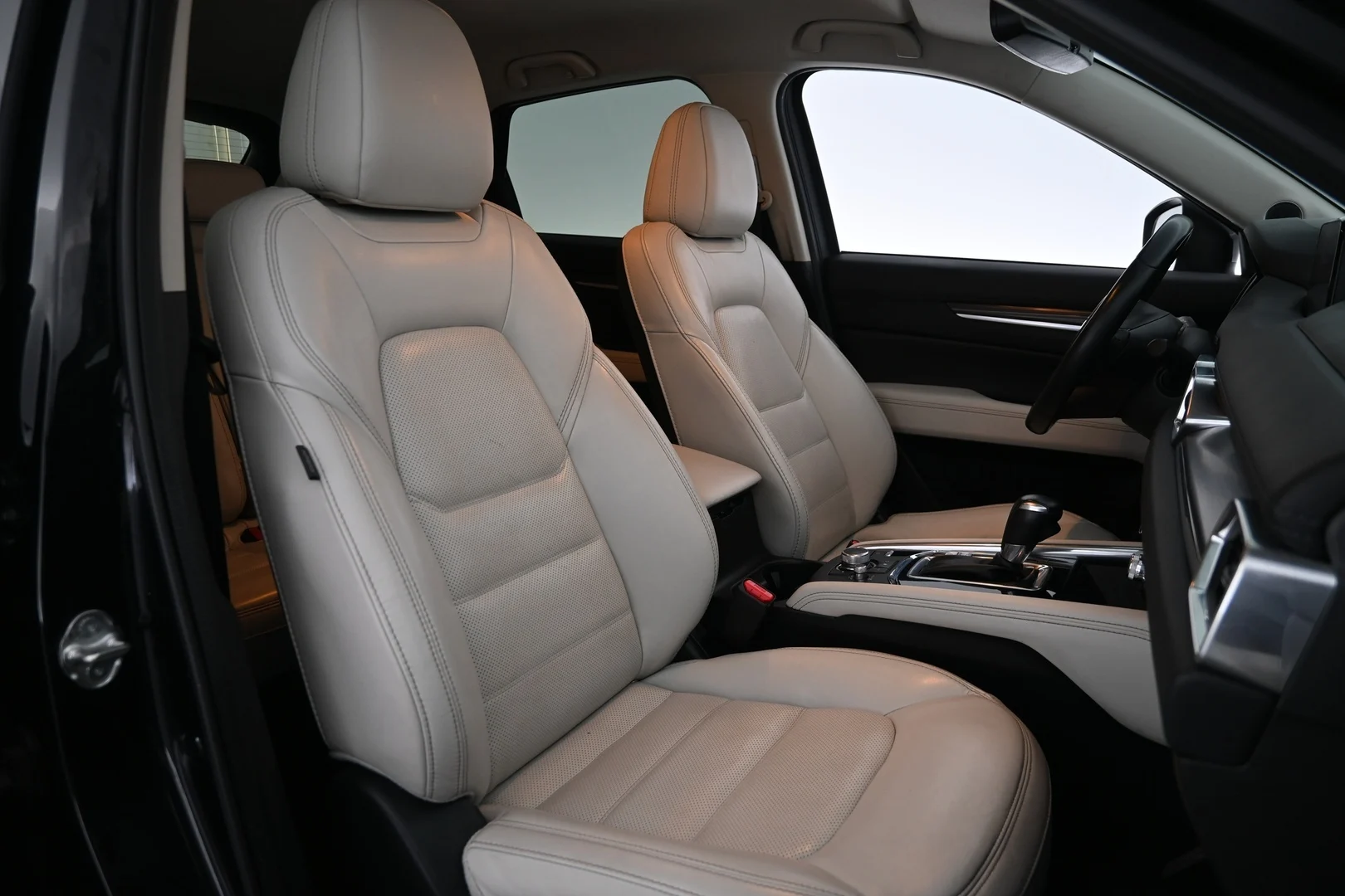 Car Image - 6SFlZm2FVnGIqi2uQZW4gY