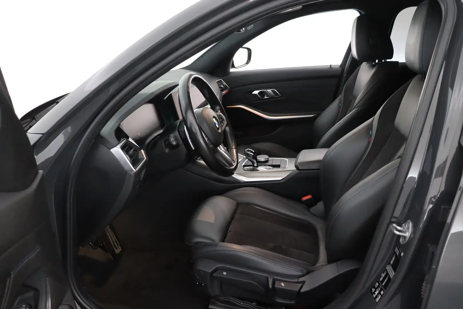 Car Image - 57iScbJK7Hx7RRY9AgQEmo