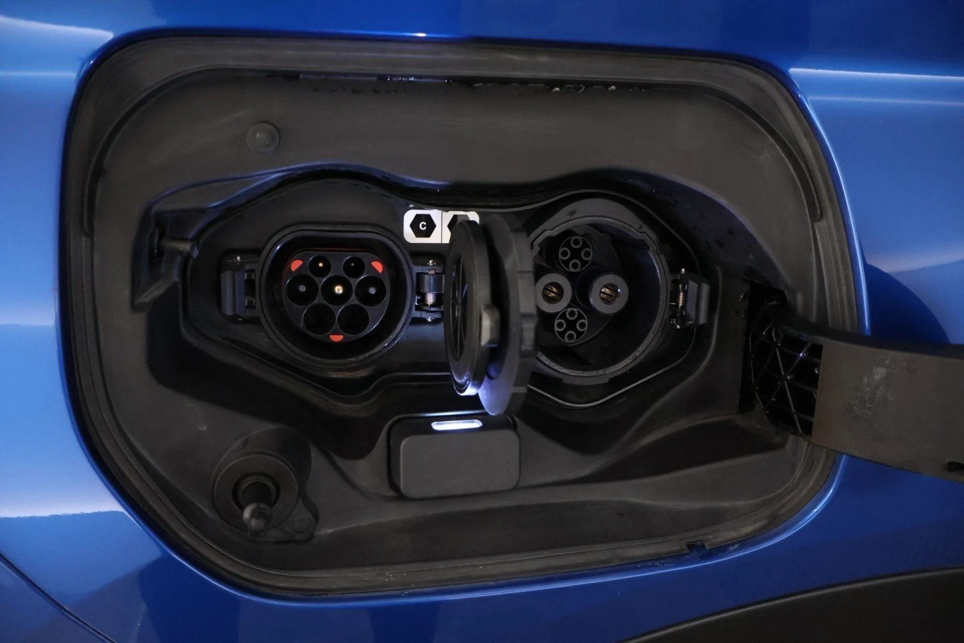 Car Image - 57lgSg5zSKsisOxizvsLuq