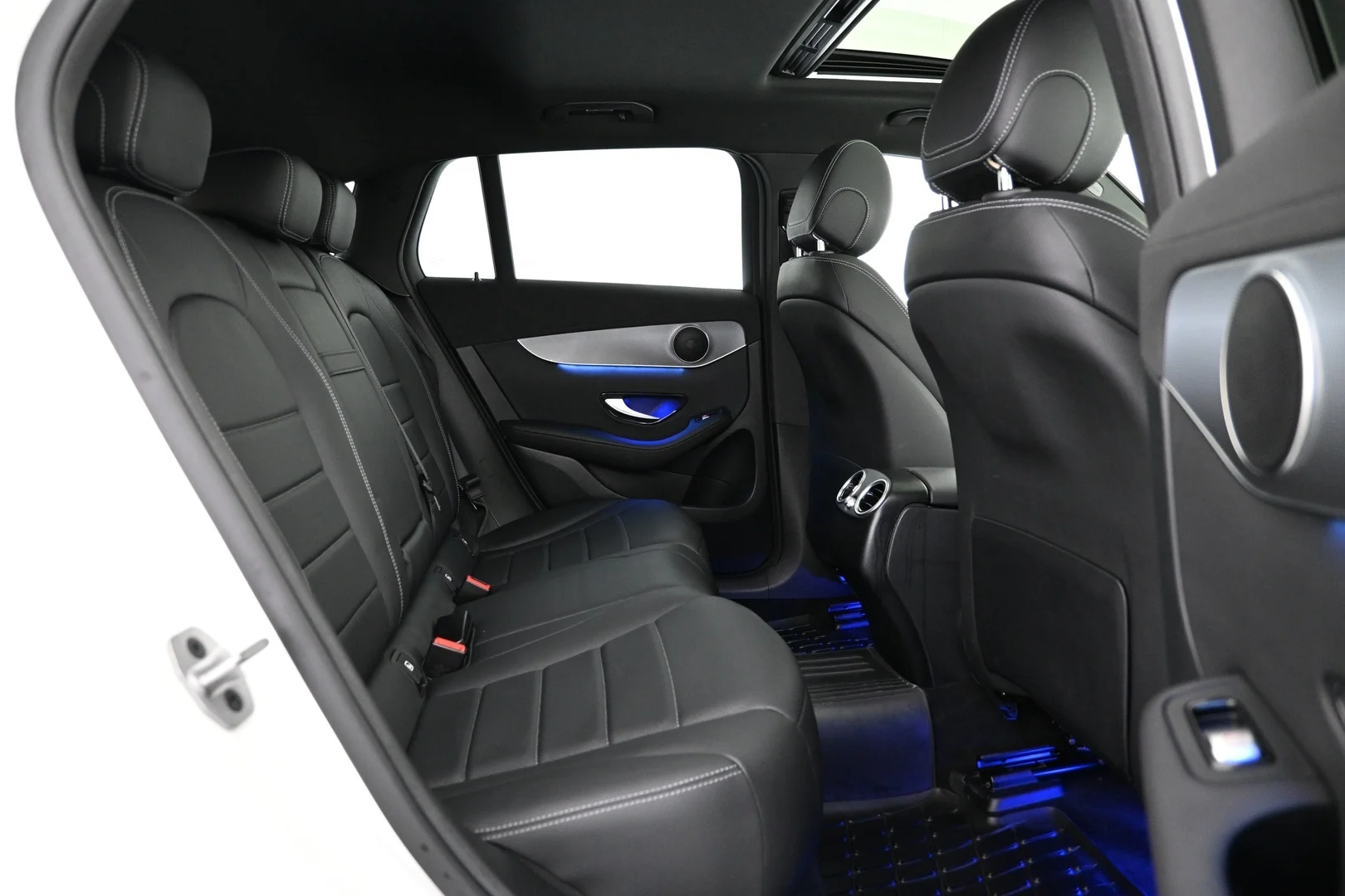 Car Image - 1f9WEx9iwsbdGSAoWX7ATj