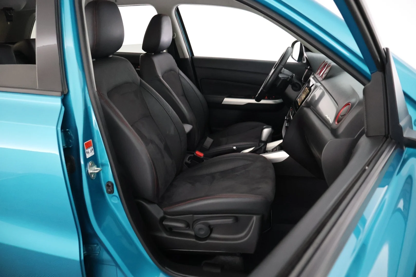 Car Image - 40uuCGH2zjRBSIotwczcQo