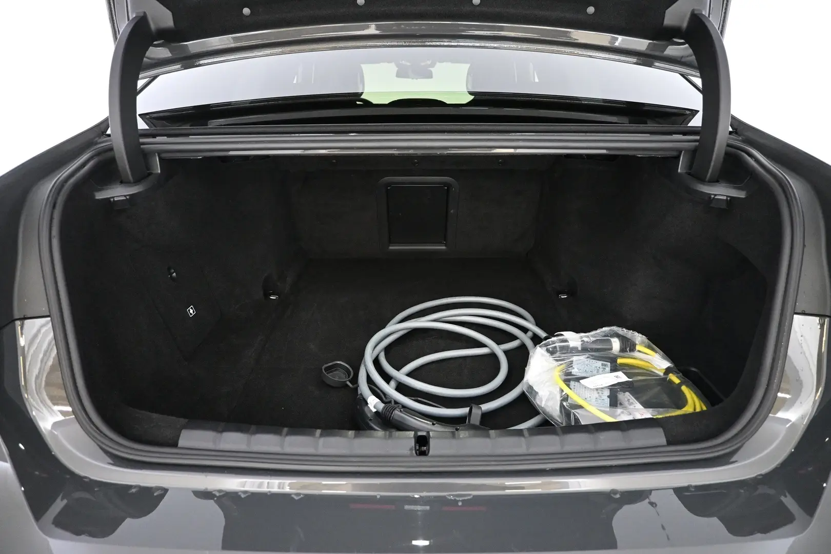 Car Image - 7a19FxEXC19pQDQ0ksYG3D