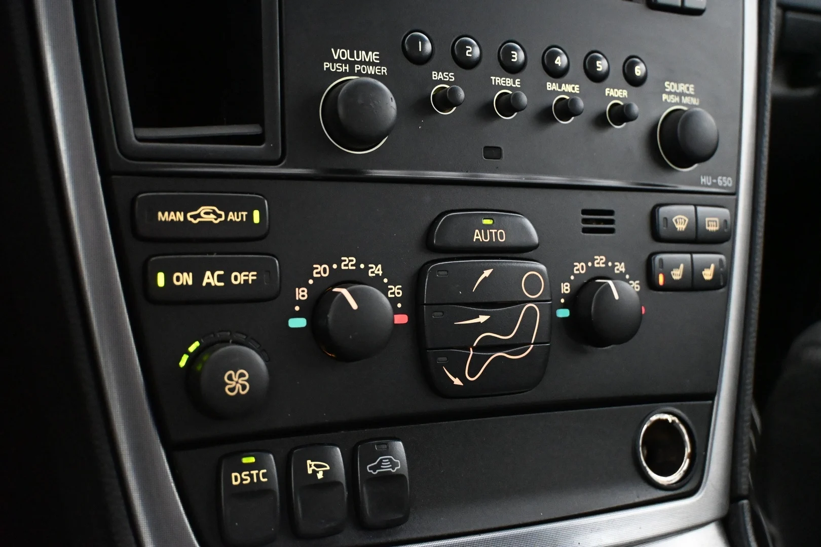 Car Image - 46sR8RsazoSYHTTEc1nr3G