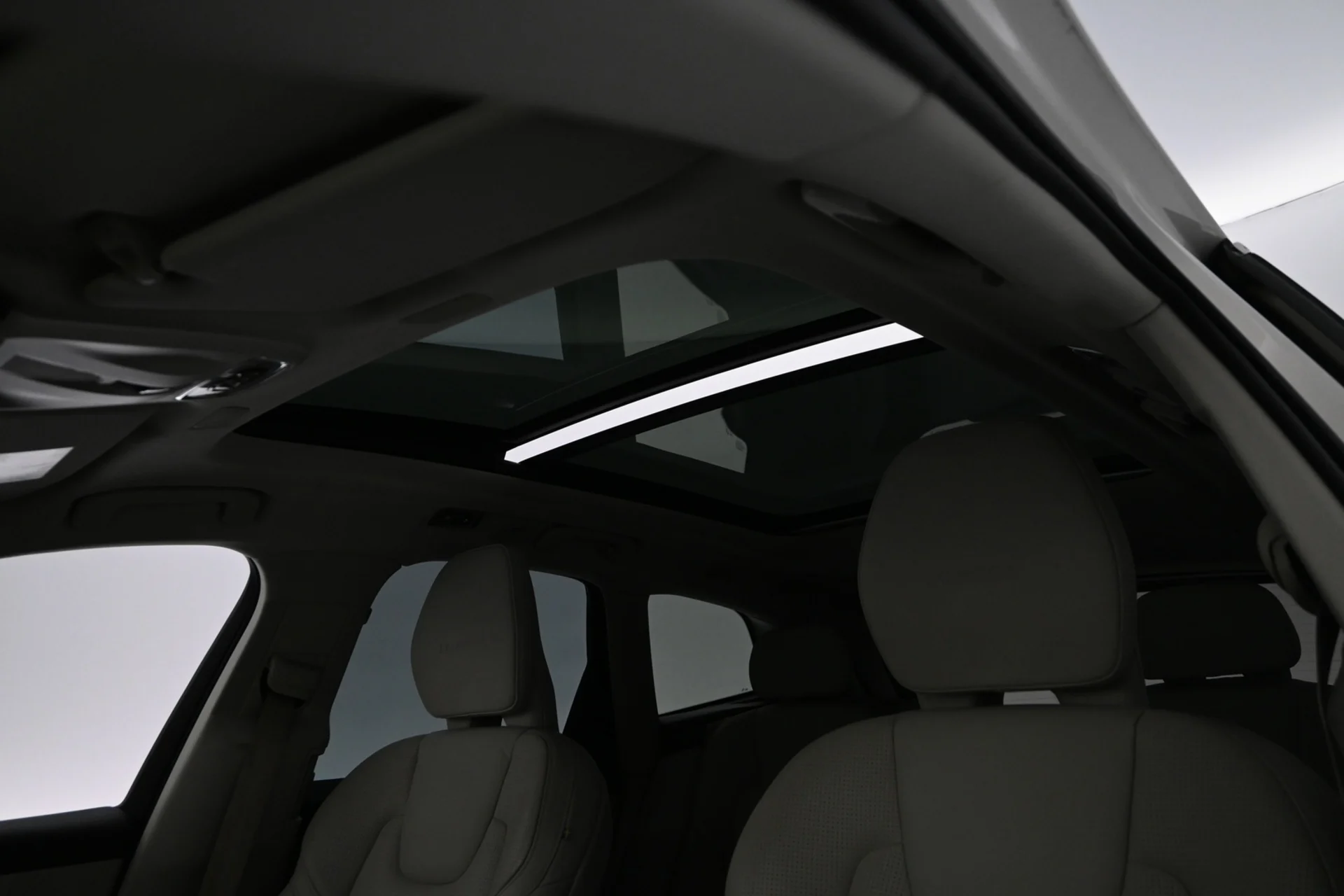 Car Image - 19VrakJBwYRsegDgOA5Okv