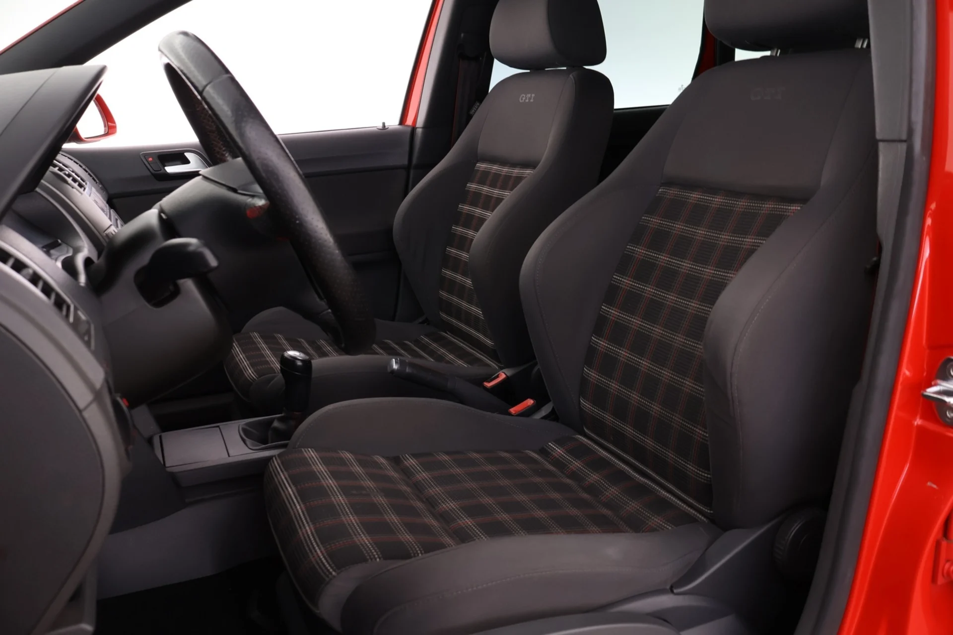 Car Image - 5btwxmljEbyCl0VYGv07WG