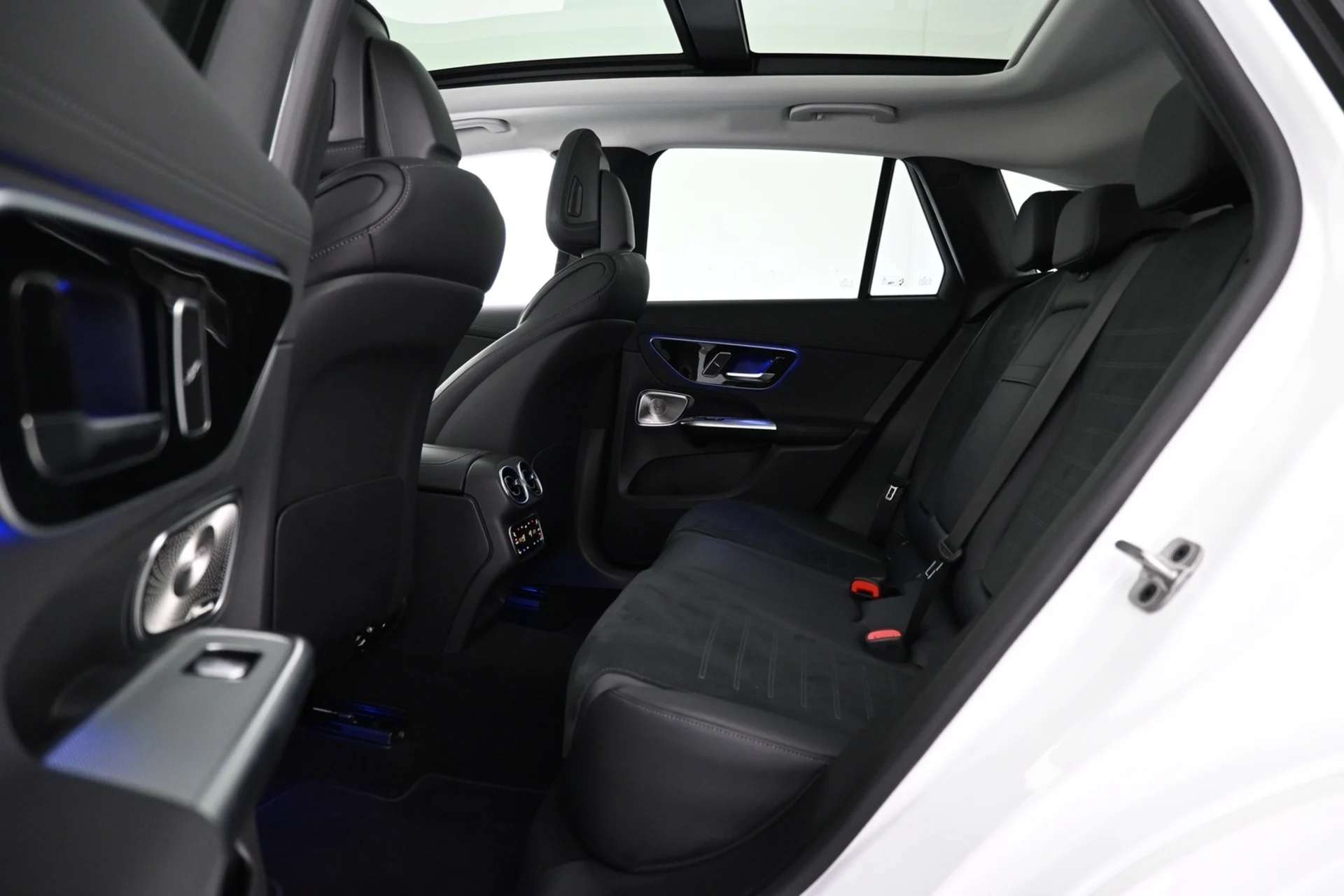 Car Image - 5cGAiDWbbp83UmUUqxARPx