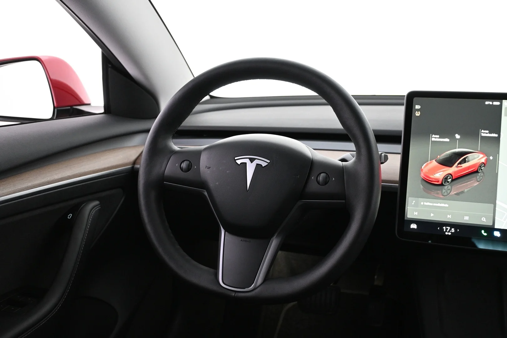 Car Image - 2c3A2yztsy4cCuXi5v33r8