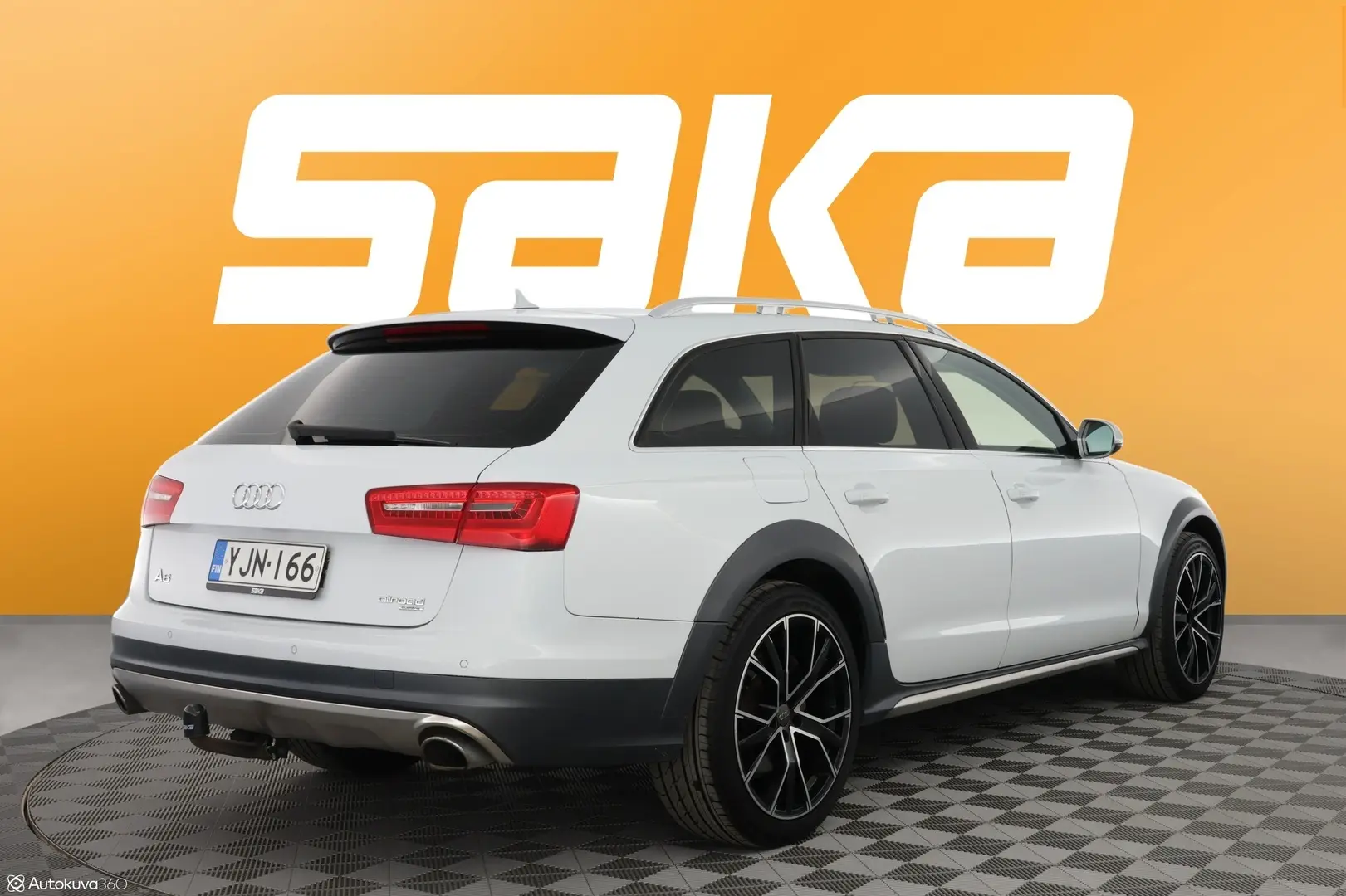Car Image - s3t8kQRC9e63L09X03sxk