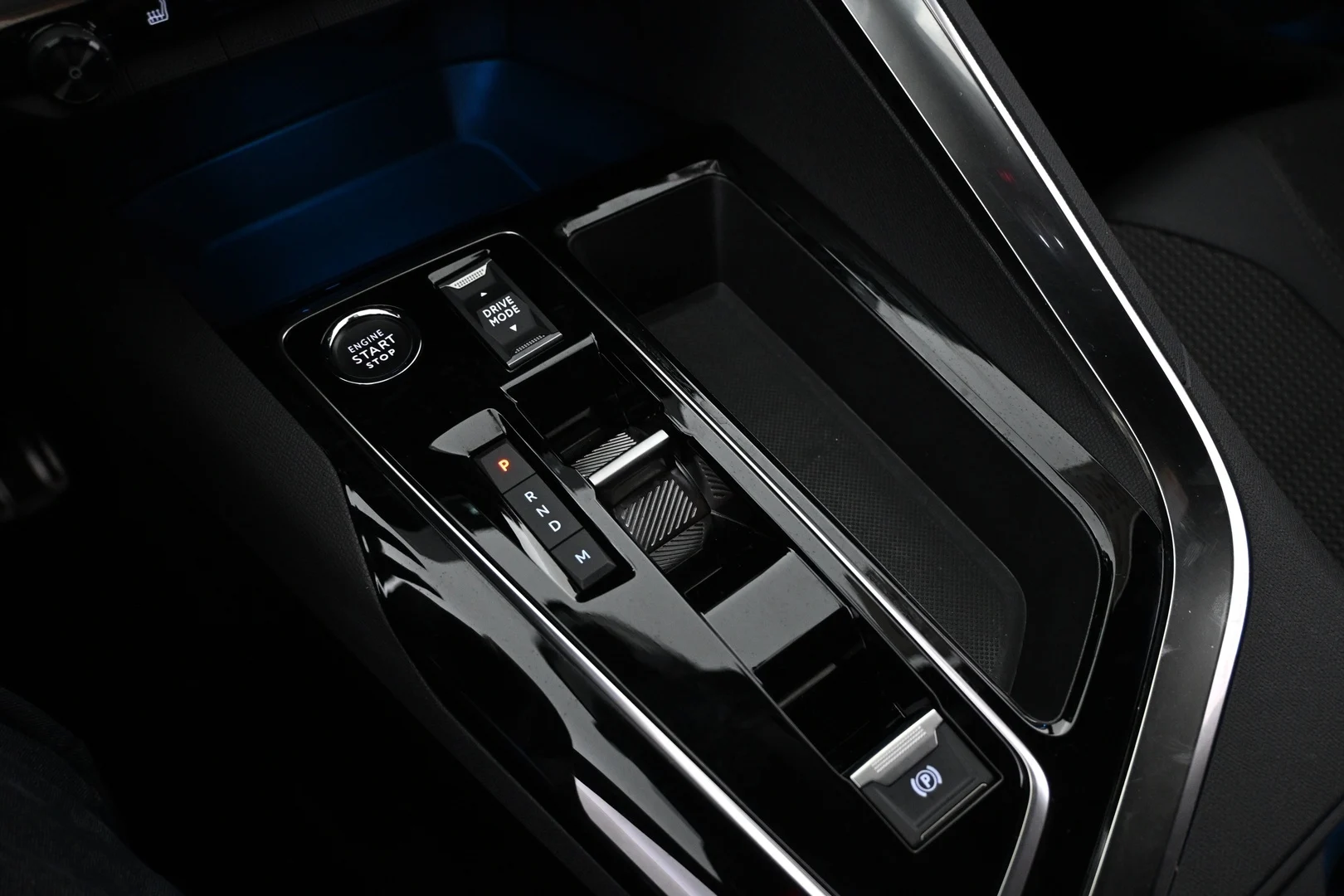 Car Image - 3kMmz6DSw0k3Lg4ZJclNFm
