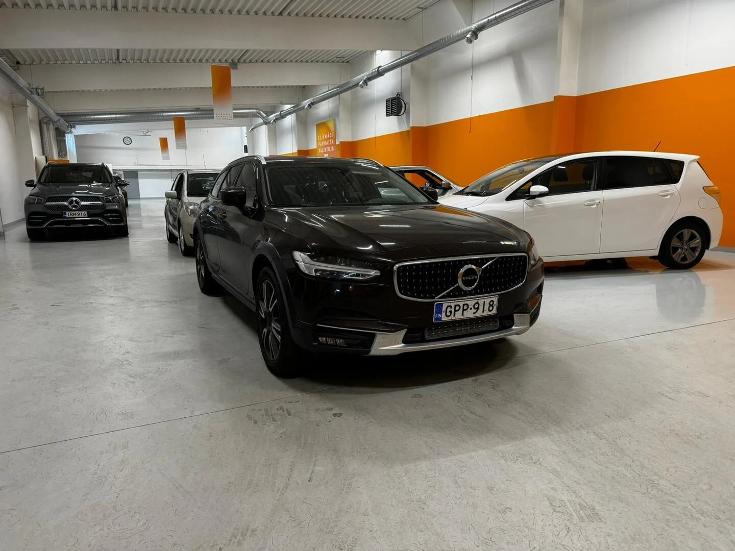 Car Image - 16pmSwcxJEmltEfwKtUEBL