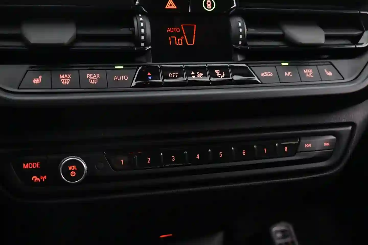 Car Image - 3NFLyRLOvOHHZrBj9xKKzH