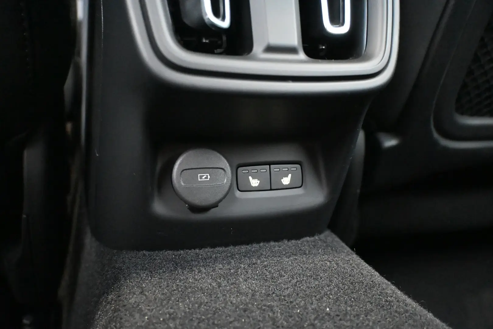 Car Image - 4A3KKwSBMzE7ll3CE6L77r