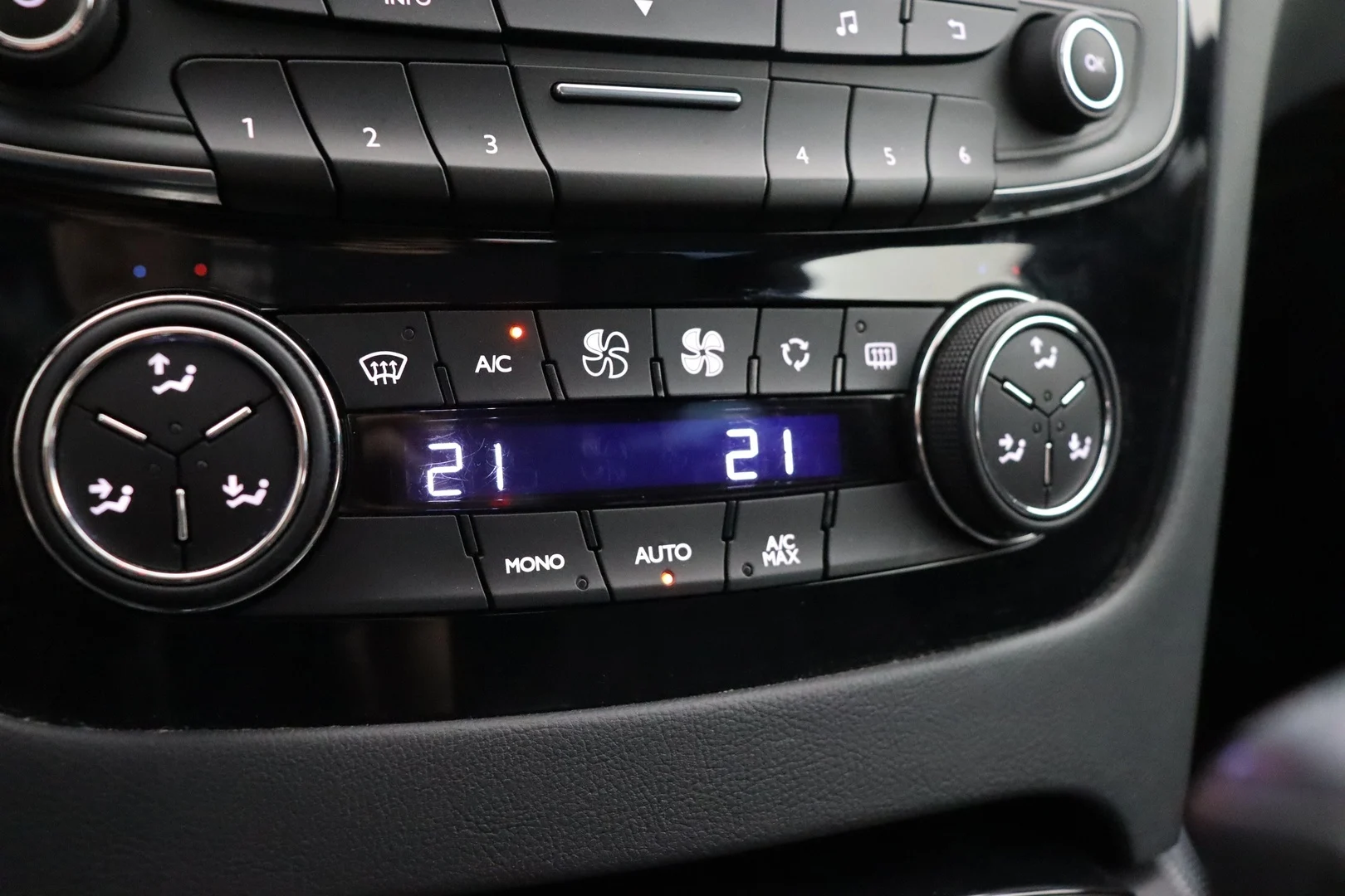 Car Image - 5t3rFjUcWBNxuRC5TX66o4