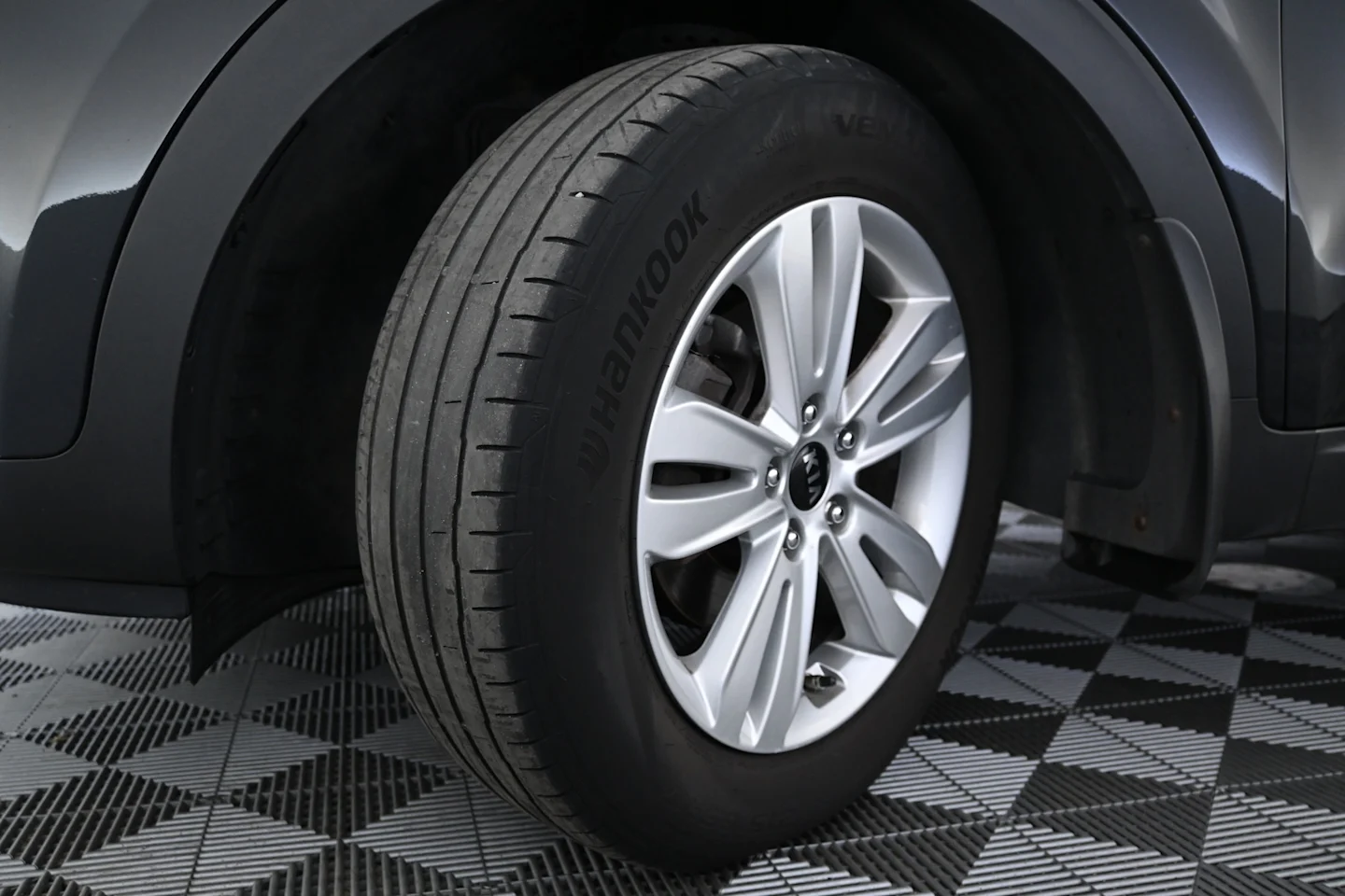 Car Image - 2crqehxSxLZL3G9qIo5bqk