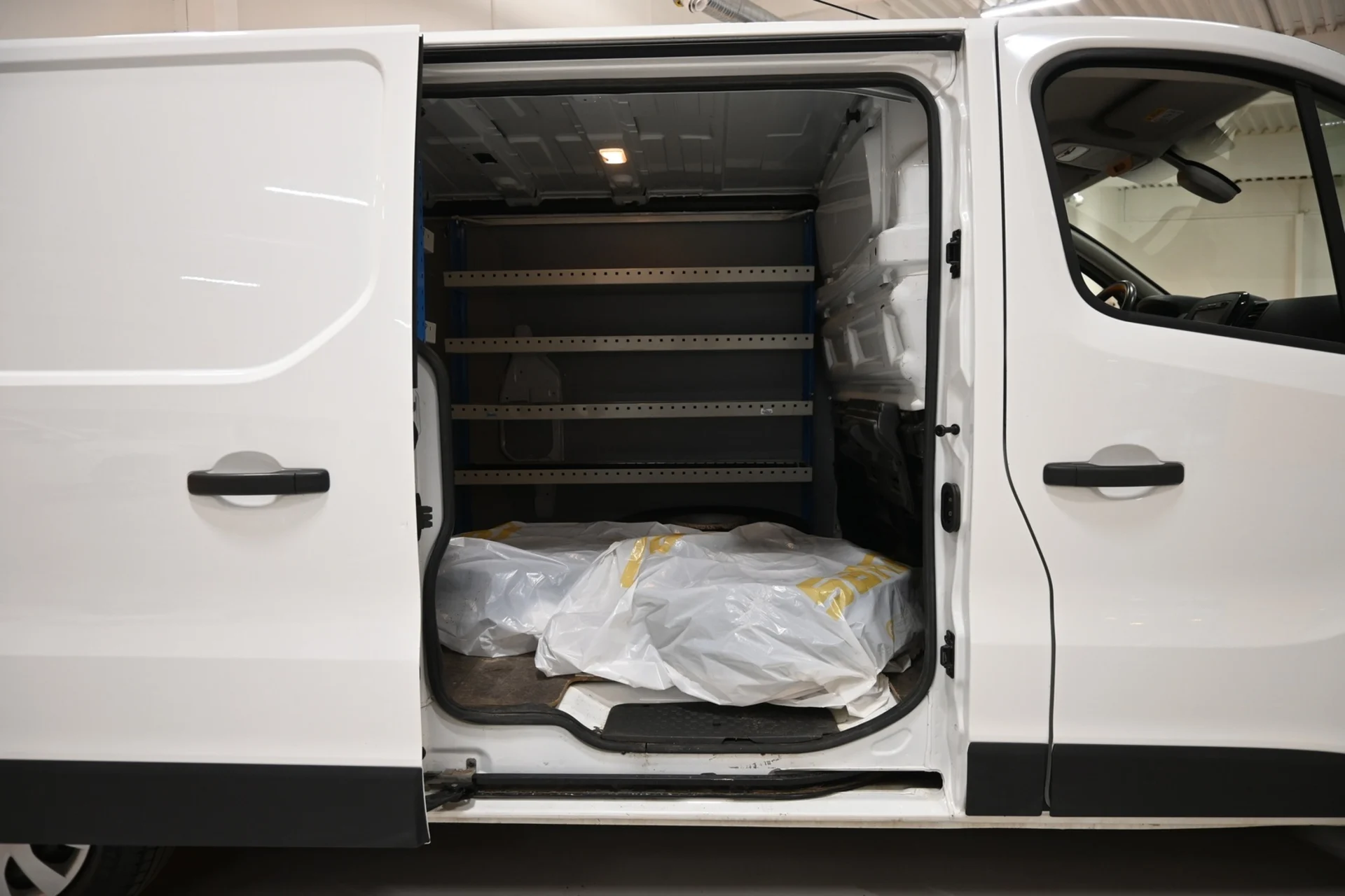 Car Image - 62camGkaIyXV7VaB3TD4jG