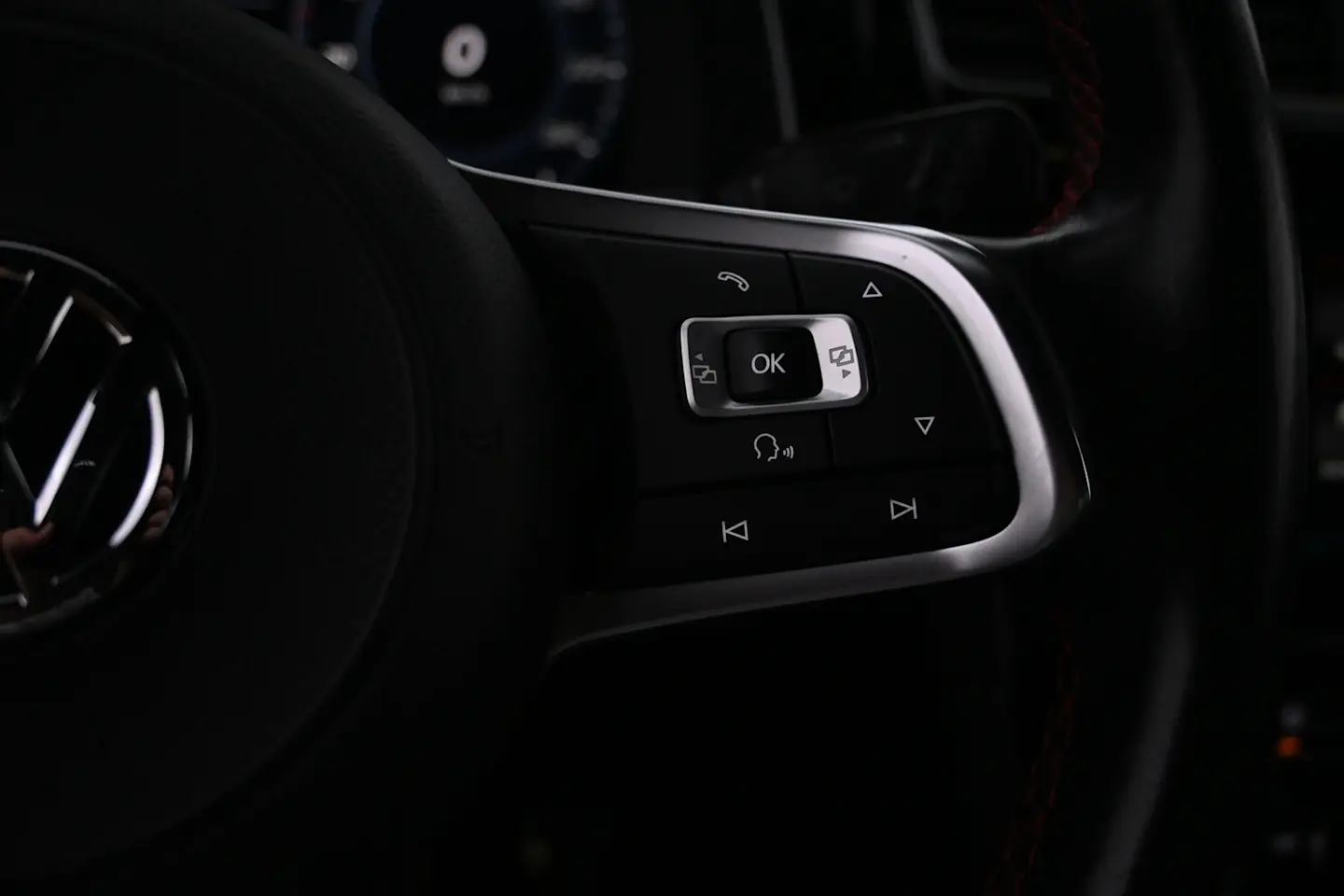 Car Image - 79ES0kRZegDKgO2vshMvrA