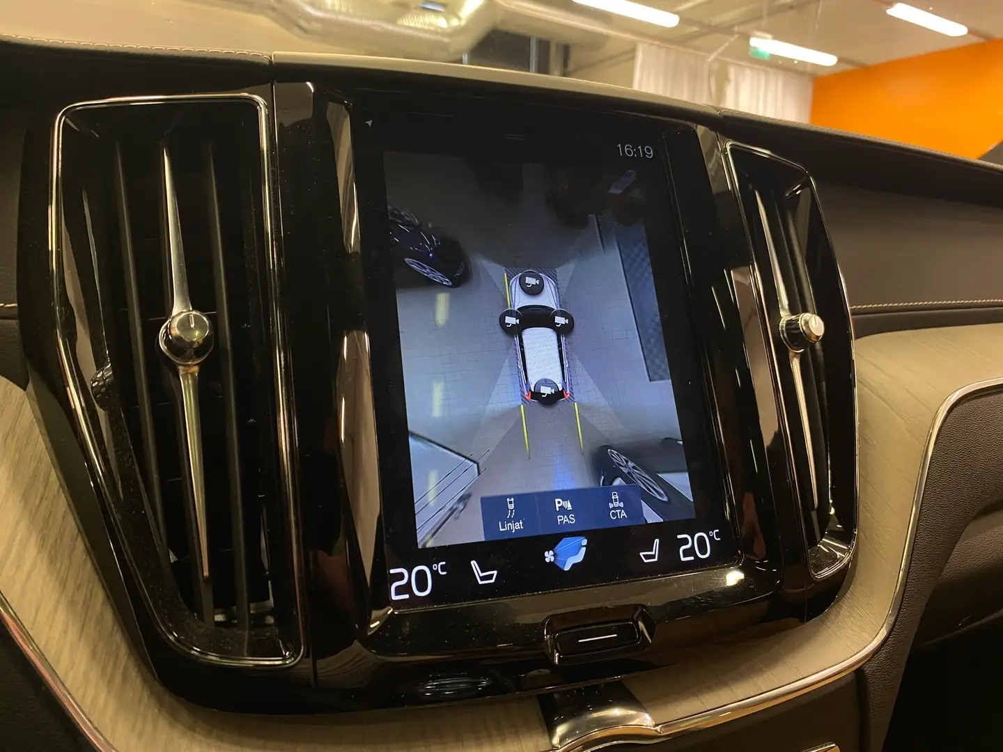 Car Image - 7210K2lHisGGjDq1mGNQ5Q