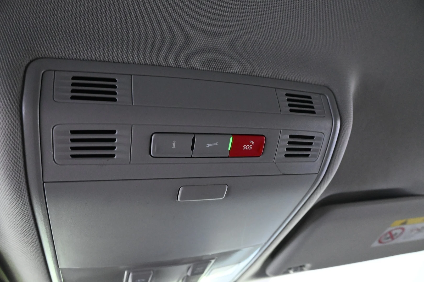 Car Image - 37uLGZlfg4mDXVQZo50t25